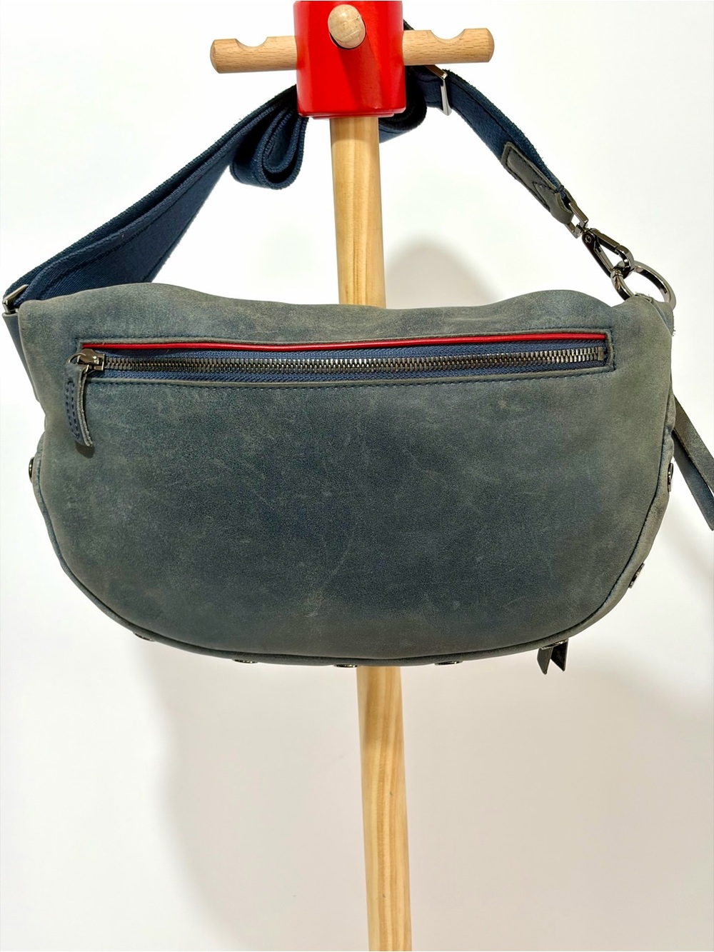 Hammitt Charles LgCrossbody Bag In Distressed Washed Slate Blue Leather/Gunmetal - Picture 11 of 14